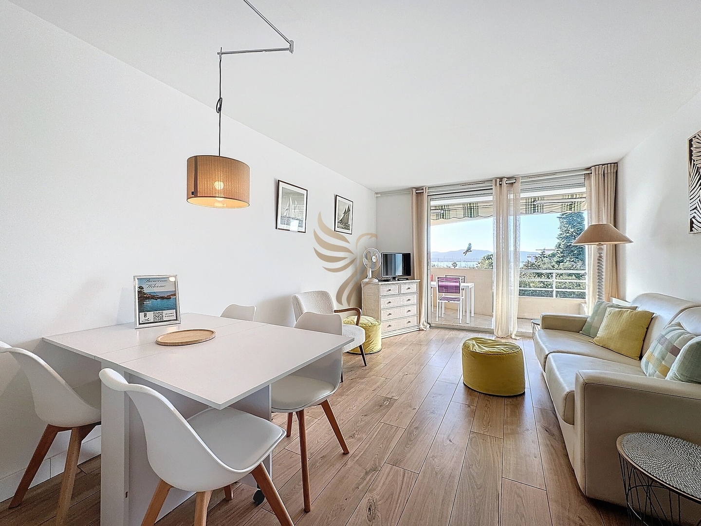 Apt 4 ppl, terrace, pool, A/C CapitalChic Conciergerie