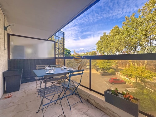 Édenia, AC,balcony swimming pool, Wi-Fi & parking 6 CapitalChic Conciergerie