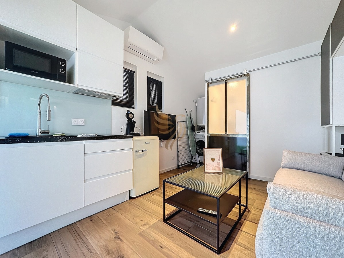 Cocoon HorizSky Studio-Sleeps 2-Terrace-WiFi-AC CapitalChic Conciergerie