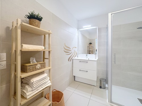 T2 Evasion Azur, 4p, sea view, terrace, parking 24 CapitalChic Conciergerie