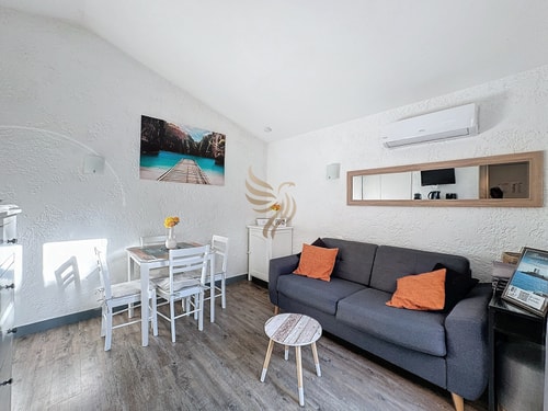 Charming 2-room, terrace, pool, parking, near sea 11 CapitalChic Conciergerie
