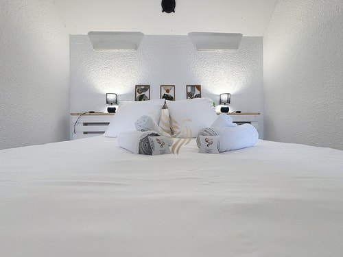 Charming 2-room apt, sleeps 4, garden, WiFi 3 CapitalChic Conciergerie