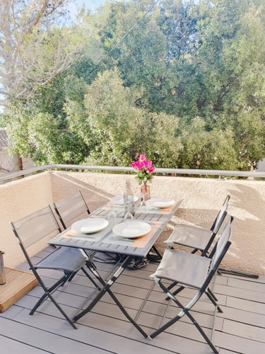 Charming 2-room, terrace, pool, parking, near sea 4 CapitalChic Conciergerie