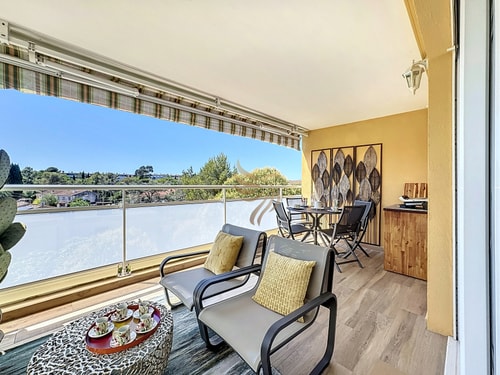 Serenity Getaway–4 people–WiFi–Terrace–Garage 7 CapitalChic Conciergerie