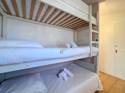 Panoramic Levant view–4 ppl–Sea–Pool–Tennis 6 CapitalChic Conciergerie
