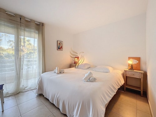 Apt 4 ppl, terrace, pool, A/C 3 CapitalChic Conciergerie