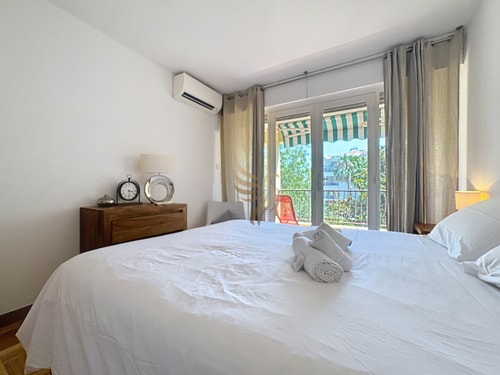 Mimosas Getaway • 2-room apartment + terrace, park 28 CapitalChic Conciergerie