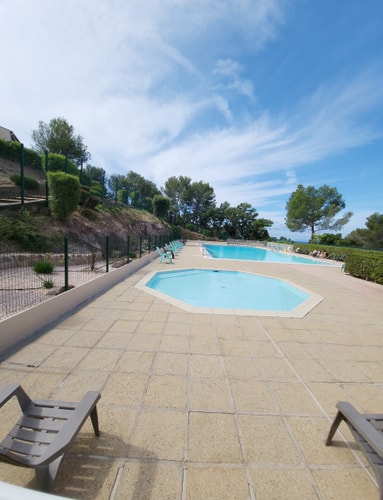 Panoramic Levant view–4 ppl–Sea–Pool–Tennis 2 CapitalChic Conciergerie