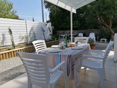 Villa for 6 people with WiFi, parking, and garden 12 CapitalChic Conciergerie