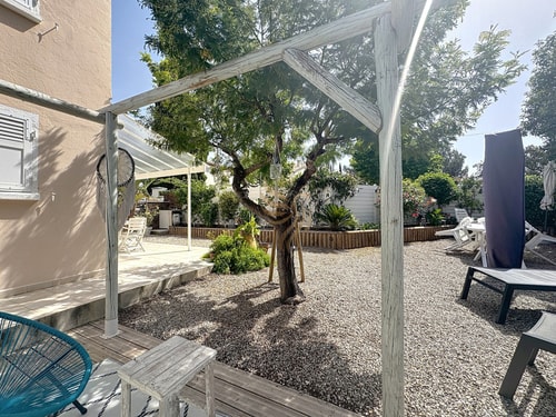 Villa for 6 people with WiFi, parking, and garden 36 CapitalChic Conciergerie