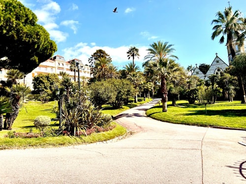 StudioCalifornia-Parking-Plages 15 min walk 36 CapitalChic Conciergerie