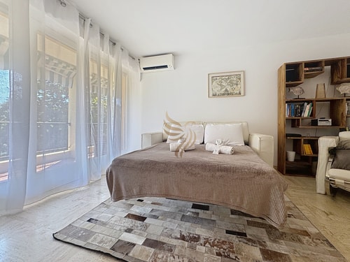 Mimosas Getaway • 2-room apartment + terrace, park 25 CapitalChic Conciergerie