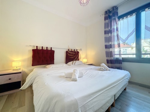 Apt 3BR – WiFi, sea view, parking, 3min to beach 2 CapitalChic Conciergerie