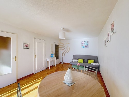 Studio Azur, terrace, parking, 10min from sea 3 CapitalChic Conciergerie