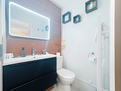 Studio Coco'B, 4p, A/C, Wi-Fi, beach 500m, parking 18 CapitalChic Conciergerie