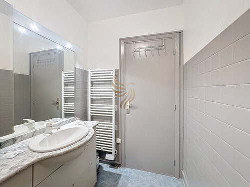 2-room, 4 guests, beach/port 5 min, Wi-Fi, parking 26 CapitalChic Conciergerie