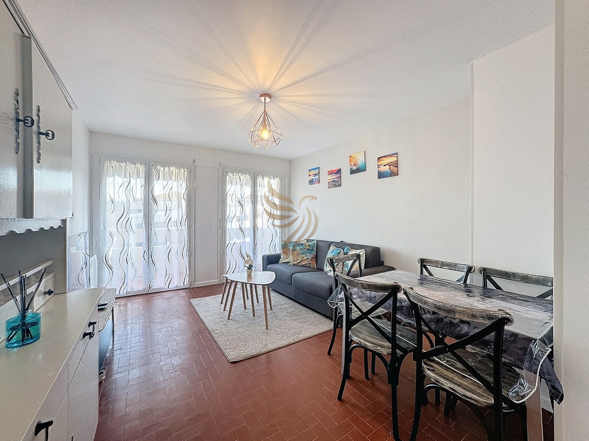 2-room, 4 guests, beach/port 5 min, Wi-Fi, parking CapitalChic Conciergerie