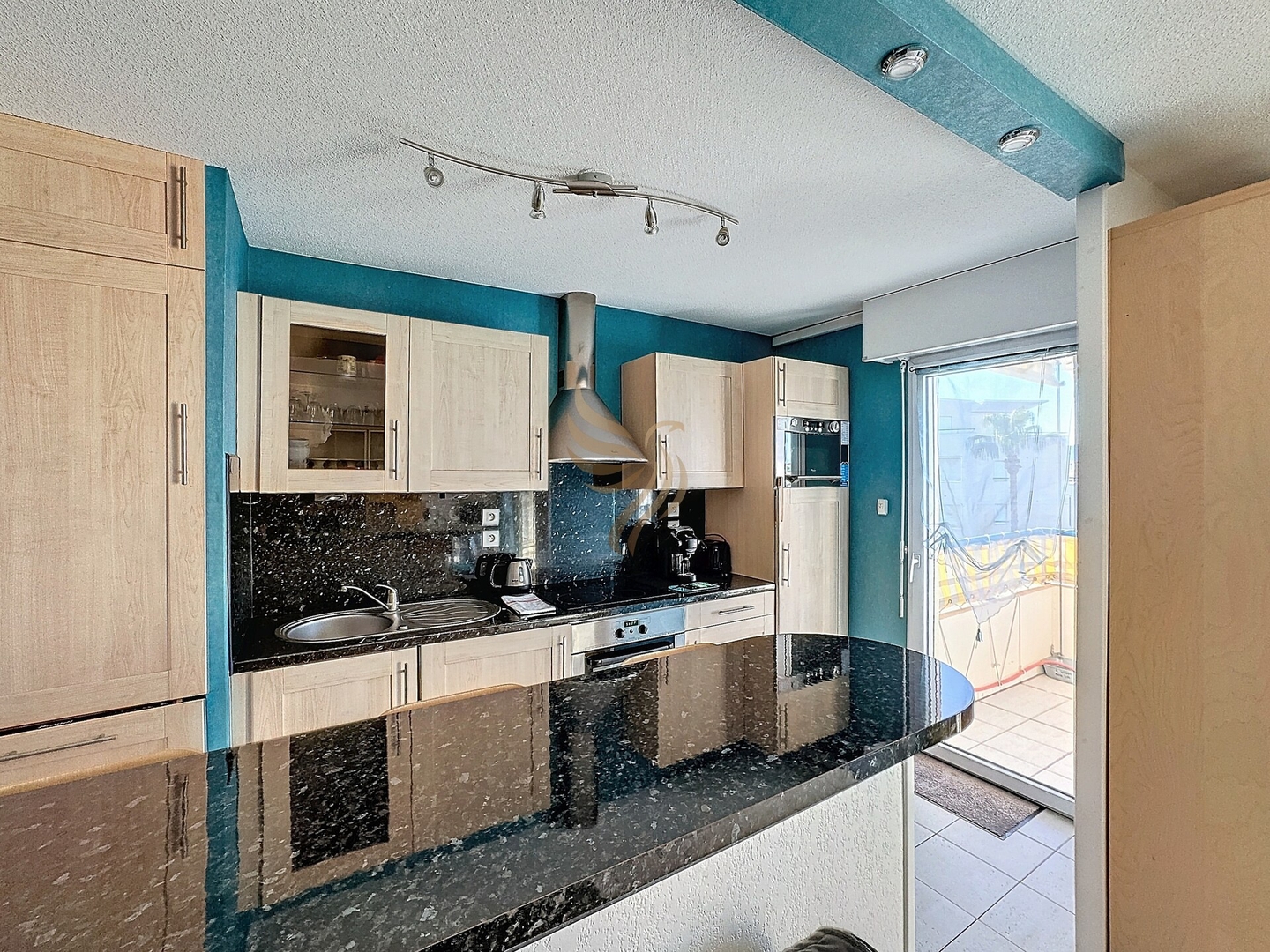 T4,garage,AC,swimming pool,750 m from the beach. CapitalChic Conciergerie