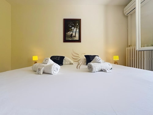 T3 private garden 2 steps from the center-Clim 27 CapitalChic Conciergerie