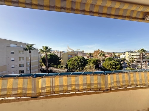 4-room,garage,swimming pool,750 m from the beach. 31 CapitalChic Conciergerie