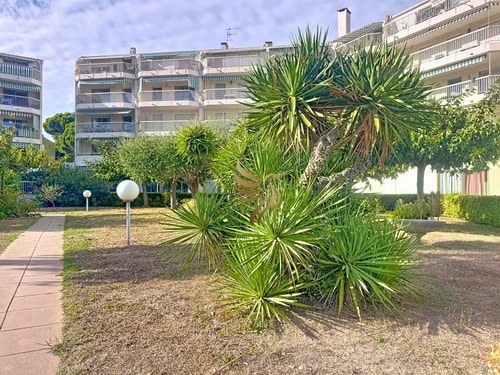 Édenia, AC,balcony swimming pool, Wi-Fi & parking 45 CapitalChic Conciergerie