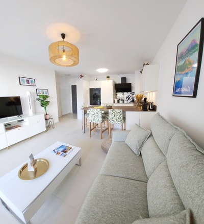 T2 Evasion Azur, 4p, sea view, terrace, parking 9 CapitalChic Conciergerie