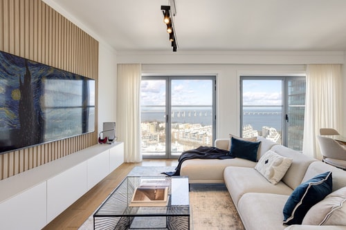 Expo Skyline @Private Condo | River View | Parking Hansi Home