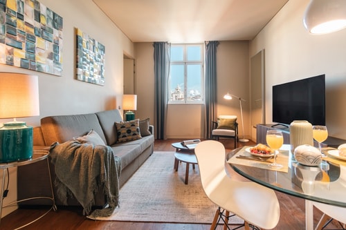 Cais do Sodré Premium @ Private Condo / Lift / AC Hansi Home