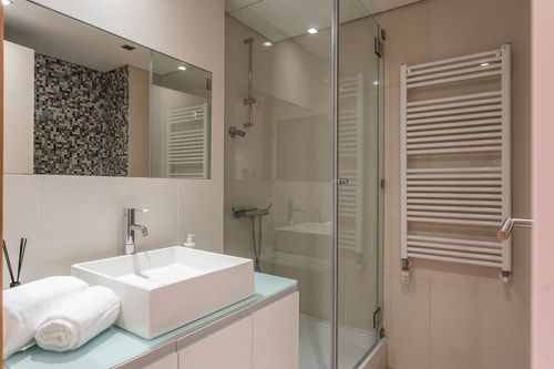 Belem Boutique@ Chic Condo/ Parking/ Lift/ Balcony 12 Hansi Home