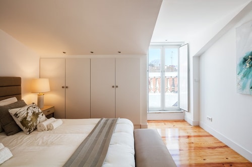 Glories Avenue@ luxurious apartment with terrace 26 Hansi Home