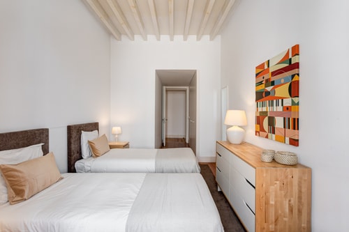 Chiado Premium@ Chic Condo/ Parking /Lift 13 Hansi Home