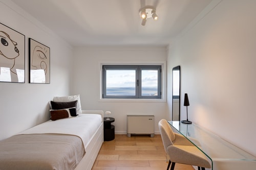 Expo Skyline @Private Condo | River View | Parking 18 Hansi Home