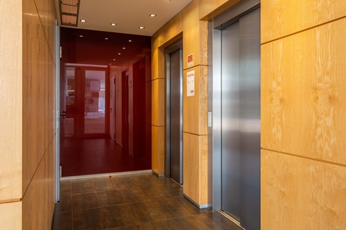 Belem Boutique@ Chic Condo/ Parking/ Lift/ Balcony 19 Hansi Home