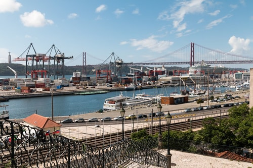 Lapa garden I@ Pool /  Balcony / Elevator / AC 55 Hansi Home