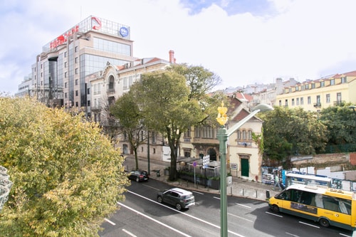 Rato · Elegant Rato @ Spacious Apartment with Terrace 36 Hansi Home