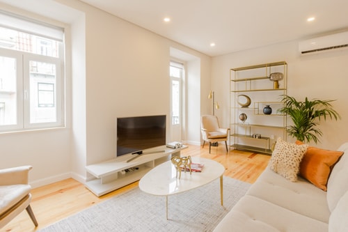 Reis Leon III @  Cozy apartment with balcony 2 Hansi Home