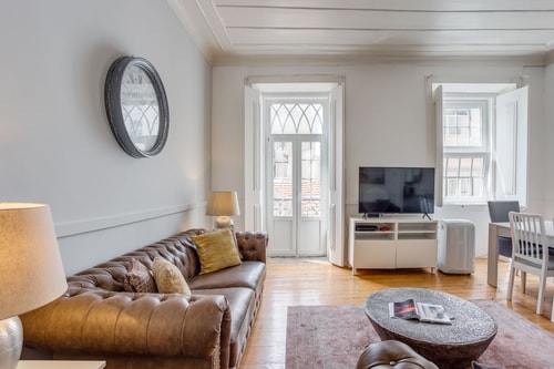 Nord Chiado@Spacious Apartment right in the center 2 Hansi Home