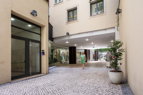 Real Liberdade @ Chic Condo/ Parking/ AC/ Lift 6 Hansi Home