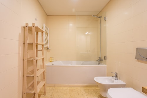 Arroios Garden@ Sunny terrace/ Parking / AC / Lift 17 Hansi Home