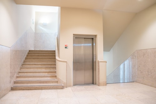 8 Building · Cais do Sodré Premium @ Private Condo / Lift / AC 38 Hansi Home