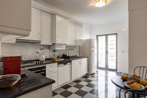 Expo Boutique@ Free Parking/ Balcony/ Lift/ AC 21 Hansi Home