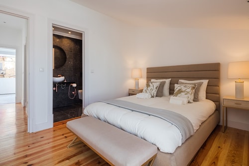 Glories Avenue@ luxurious apartment with terrace 4 Hansi Home