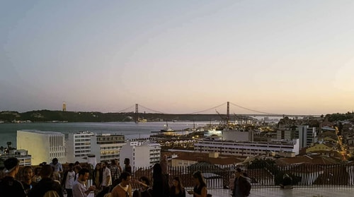 Combro Boutique@Cozy apartment in the city centre4 16 Hansi Home