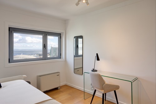 Expo Skyline @Private Condo | River View | Parking 38 Hansi Home