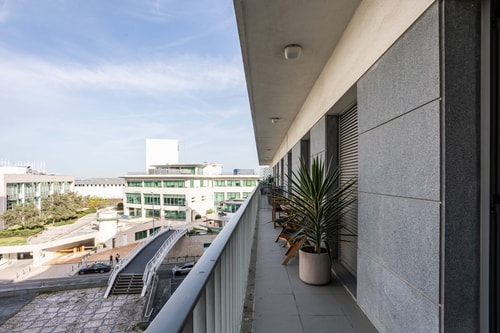 Expo Boutique@ Free Parking/ Balcony/ Lift/ AC 23 Hansi Home