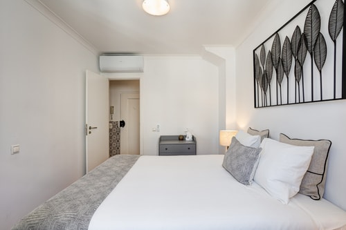 Elegant Santa Justa@ Unique Duplex stunning views 28 Hansi Home