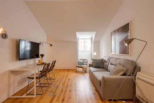 Combro Boutique@Cozy apartment in the city centre3 1 Hansi Home