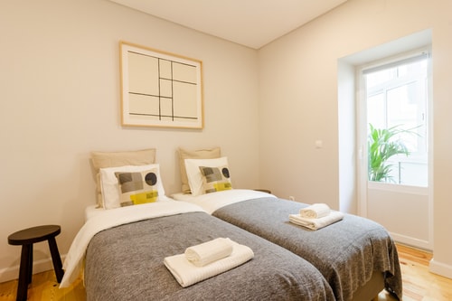 Reis Leon III @  Cozy apartment with balcony 8 Hansi Home