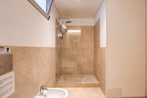 Fonseca · Modern Marques @ Cosy duplex in the city center 34 Hansi Home