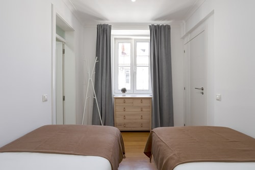 Elegant Santa Justa@ Unique Duplex stunning views 20 Hansi Home